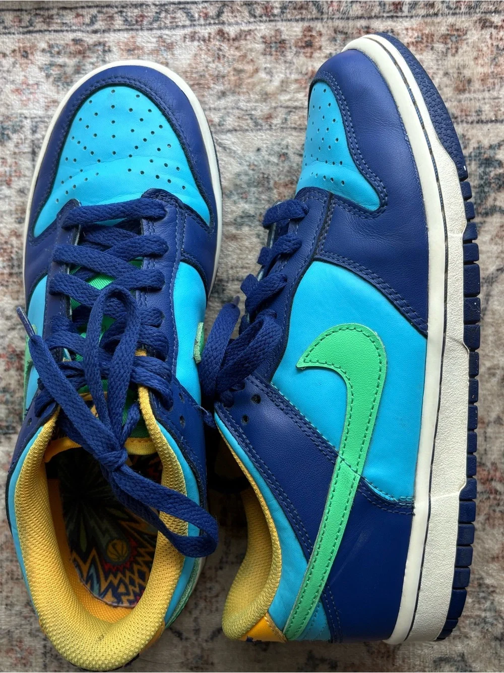 6.5Y Nike Dunks Blue & Teal Low-Top Sneakers